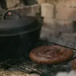 Saucisse bretonne grillée sur braises